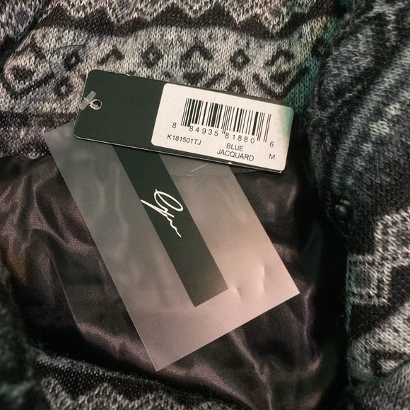 Vest - Picture 3 of 4